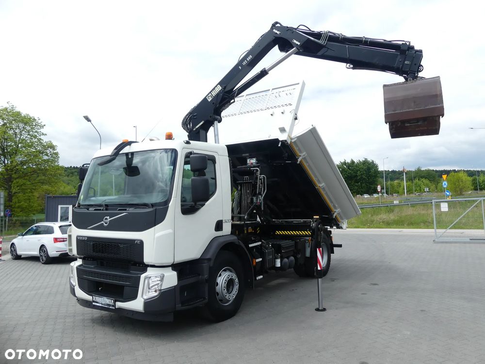 Volvo FE 320 / WYWROTKA + HDS HIAB 122 SKŁADANY W Z /