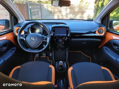 Toyota Aygo 1.0 VVT-i JBL Edition - 24