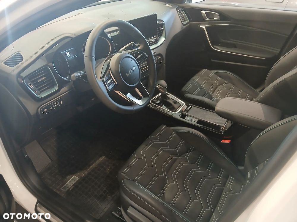 Kia XCeed 1.6 T-GDI Tribute DCT - 5