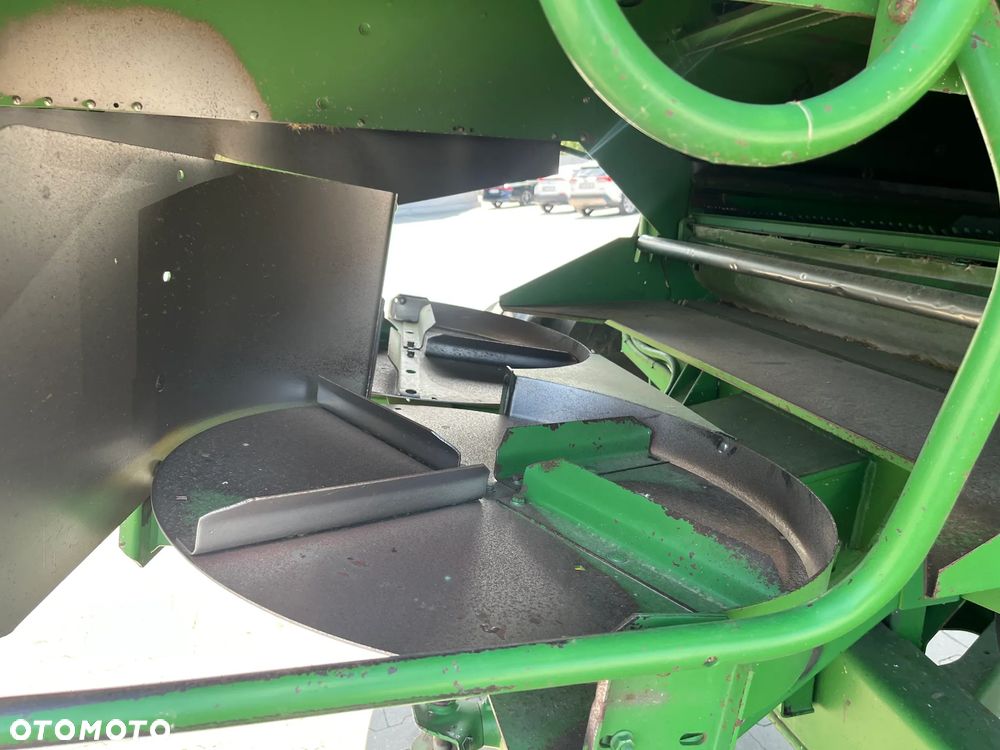 John Deere 2254 HillMaster - 11