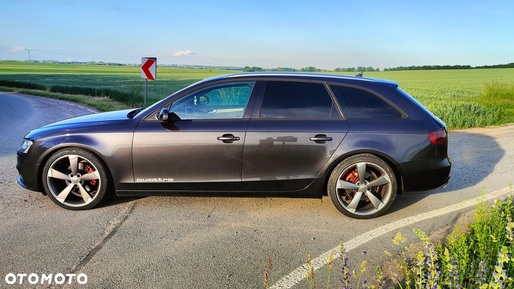 Audi A4 Avant 2.0 TDI Quattro S tronic - 4