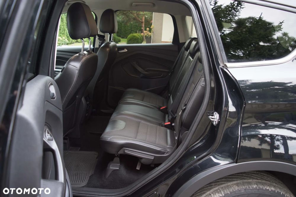 Ford Kuga 2.0 TDCi 4WD Titanium - 29