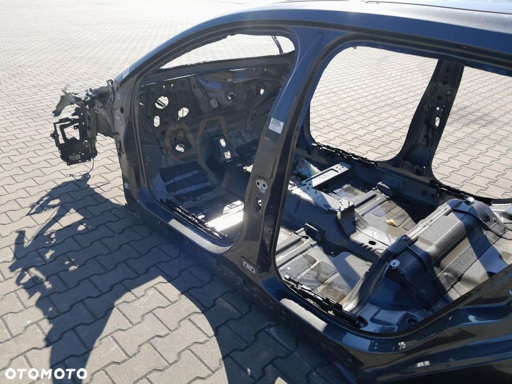 FORD FOCUS MK4 KOMBI PRÓG LEWY SŁUPEK A I B - 2