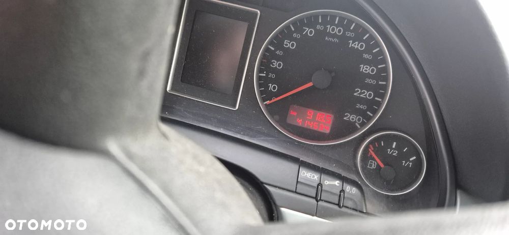 Audi A4 Limousine 1.9 TDI - 7