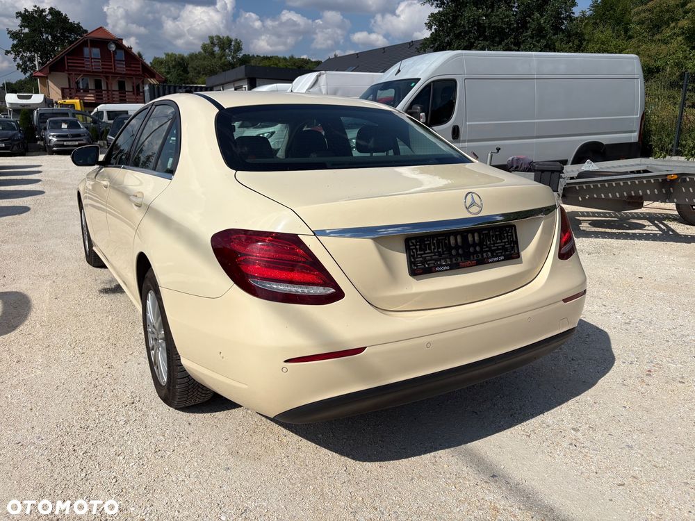 Mercedes-Benz Klasa E 200 d 9G-TRONIC Exclusive - 7