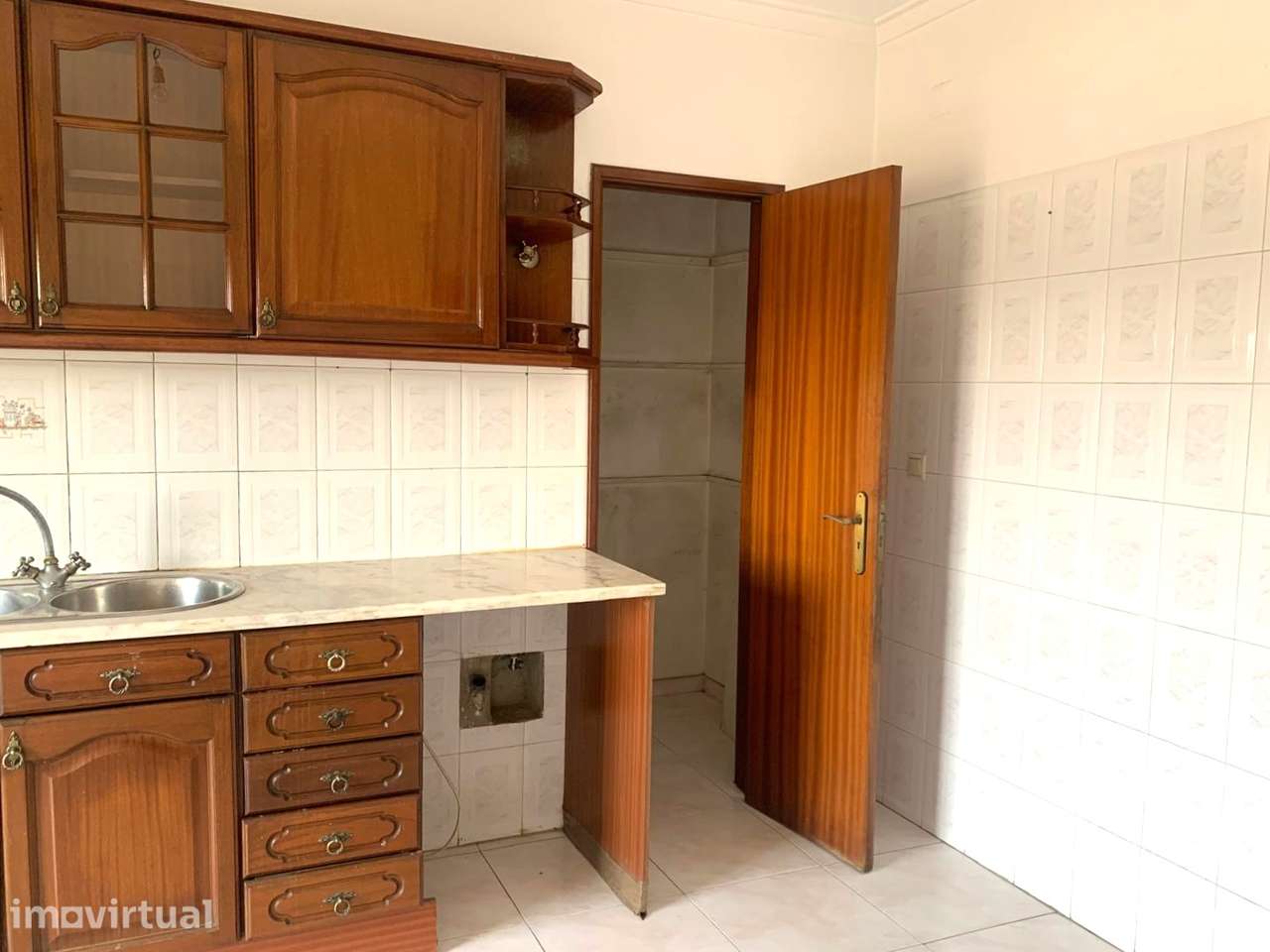 Apartamento T2 com lugar de garagem, Fogueteiro - Paivas - Grande imagem: 3/23