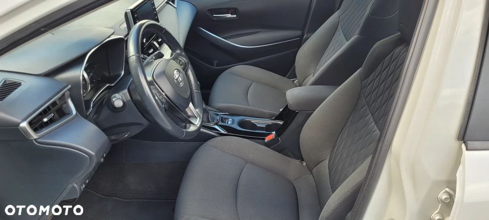 Toyota Corolla 1.6 Comfort - 10