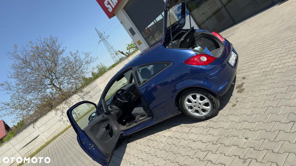Opel Corsa 1.2 16V Enjoy - 6