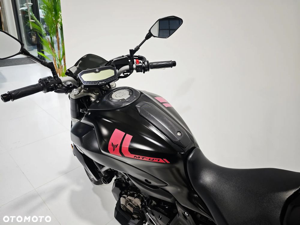 Yamaha MT - 14
