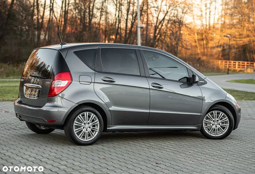 Mercedes-Benz Klasa A 180 CDI Autotronic Avantgarde DPF - 14