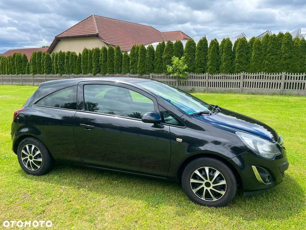 Opel Corsa 1.4 16V Edition - 9