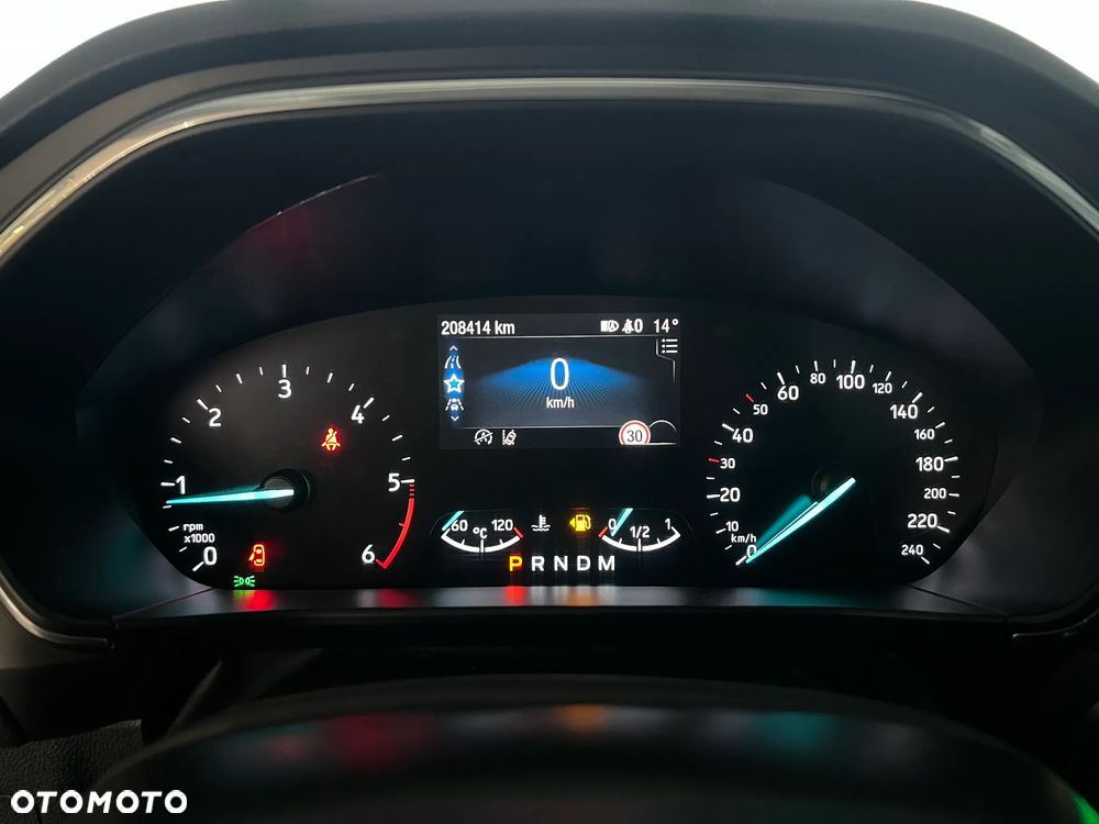 Ford Focus 2.0 EcoBlue Titanium X - 28