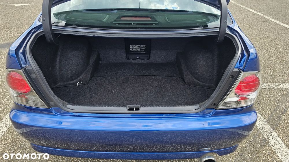 Lexus IS 200 Prestige - 18