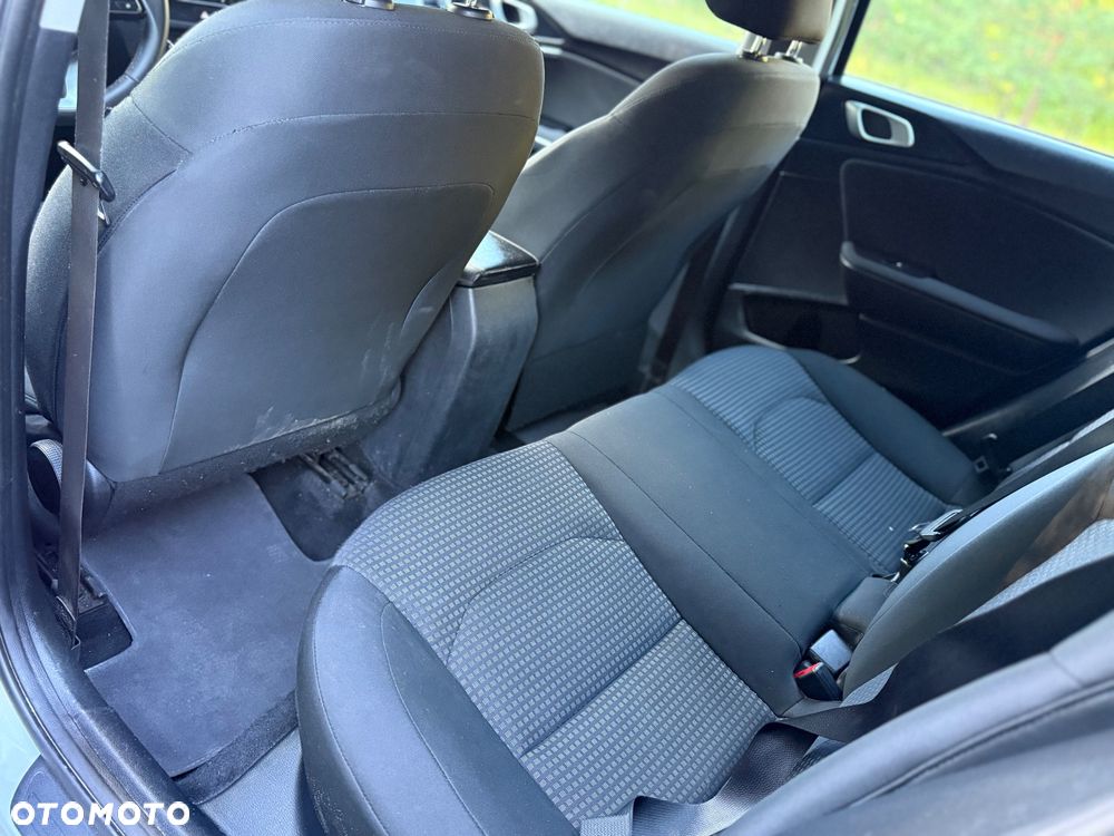 Kia Ceed 1.6 CRDi SCR M - 8