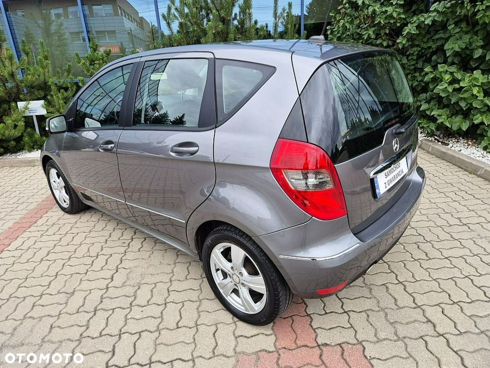 Mercedes-Benz Klasa A 180 BlueEFFICIENCY Avantgarde - 17
