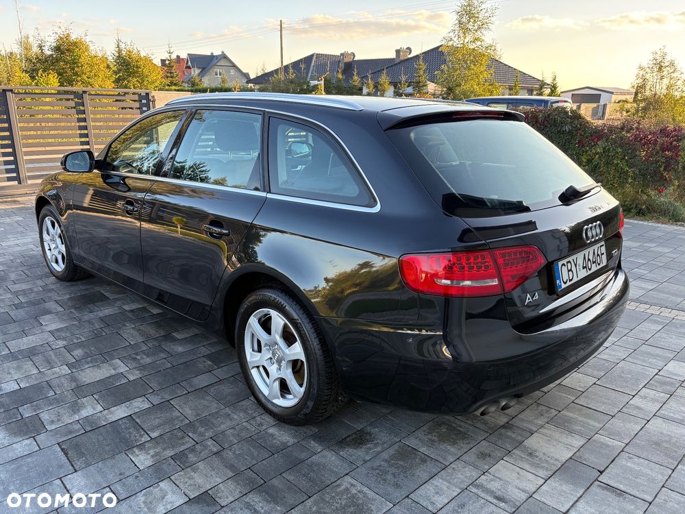 Audi A4 Avant 2.0 TDI Limited Edition - 4