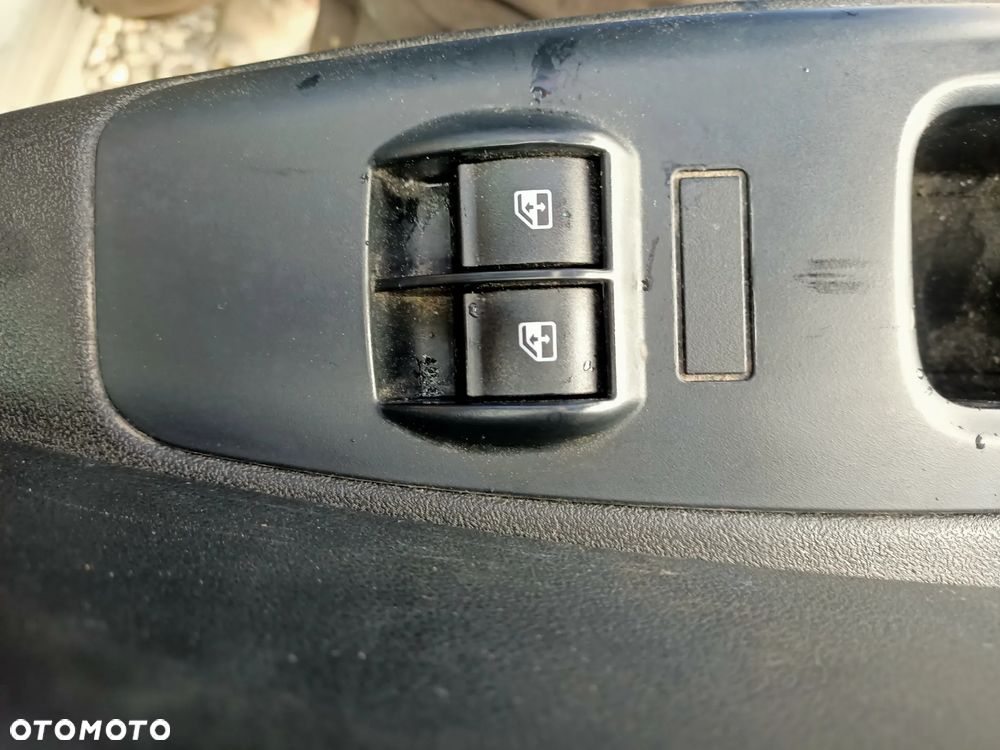 Fiat Doblo Chłodnia 105KM 2 zasilania chłodni Klima - 15