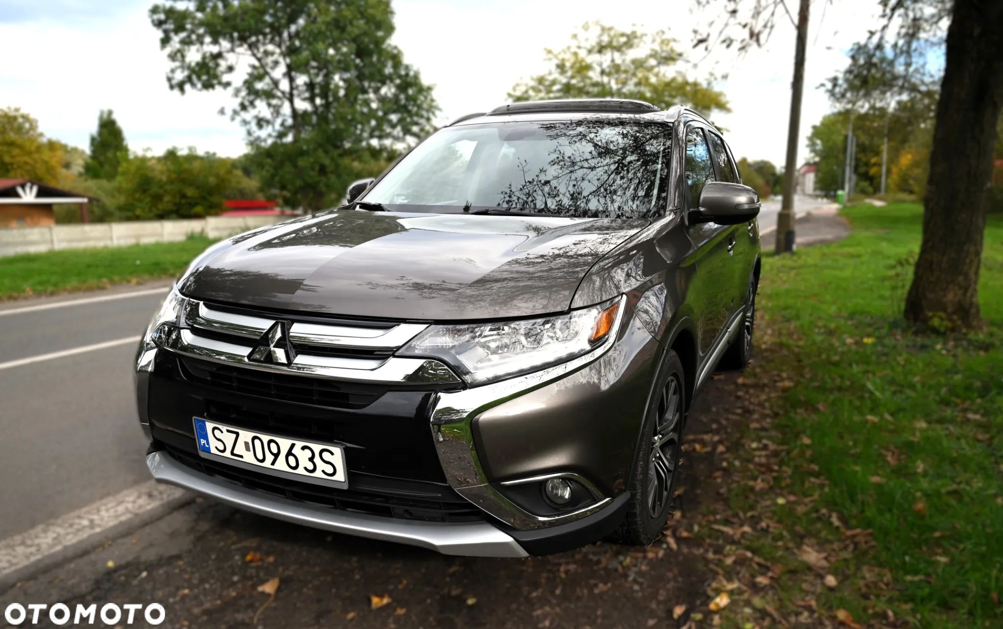 Mitsubishi Outlander - 1