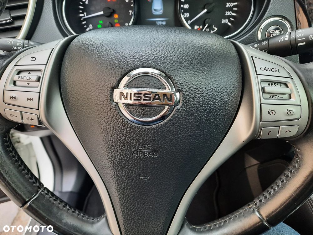 Nissan Qashqai 1.2 DIG-T Tekna - 12