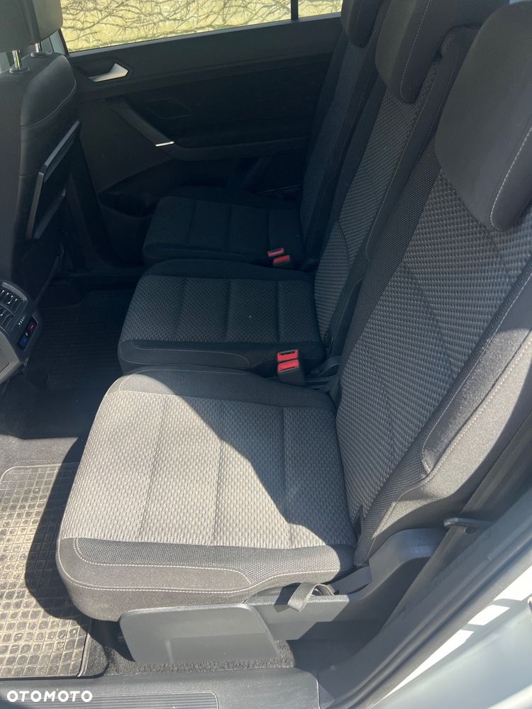 Volkswagen Touran 2.0 TDI BMT Highline DSG - 9