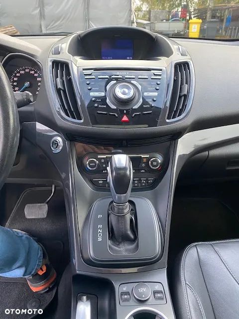Ford Kuga - 17