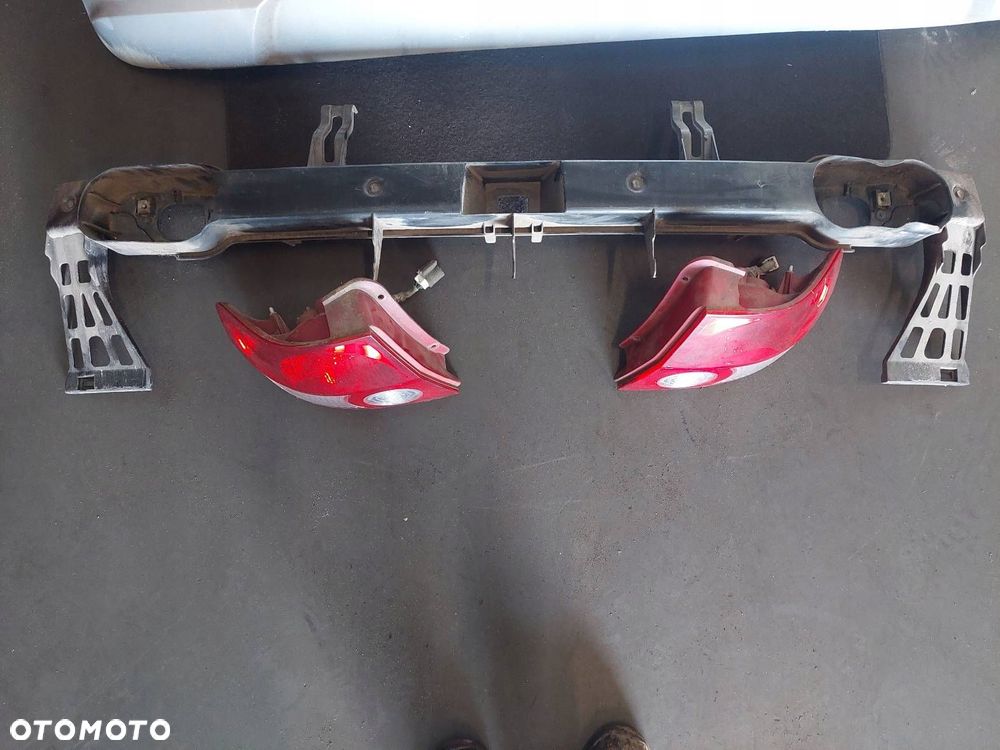 KOMPLETNY TYŁ HYUNDAI GETZ I CS KLAPA ZDERZAK LAMPY - 2