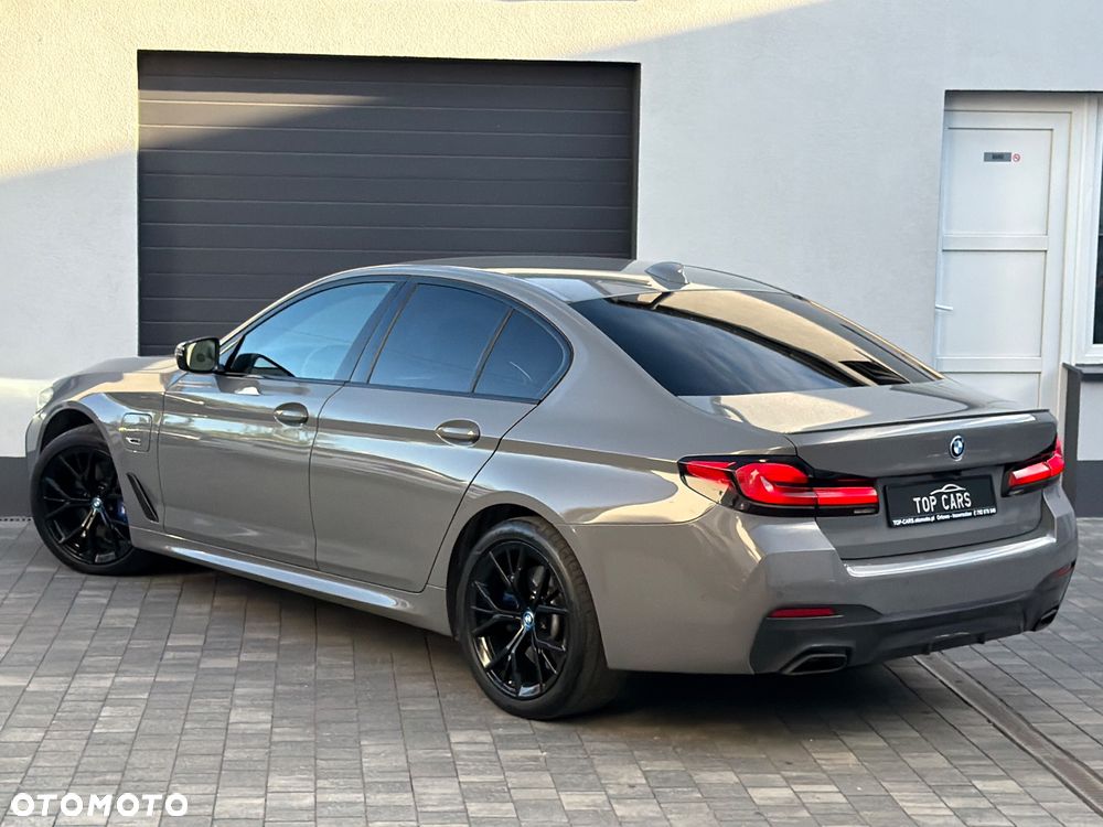 BMW Seria 5 530e PHEV M Sport - 30