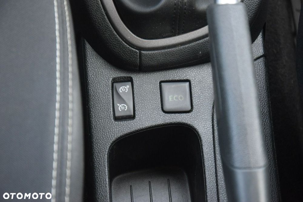 Renault Clio (Energy) TCe 90 Start & Stop LIMITED - 32