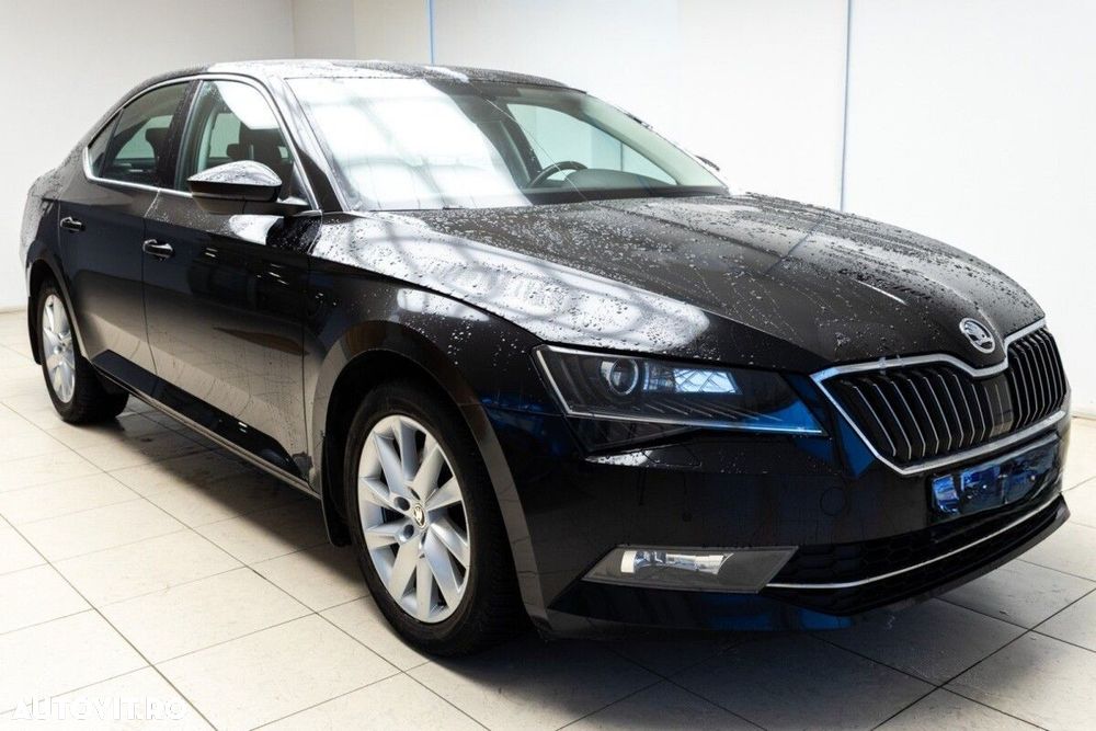 Skoda Superb 1.5 TSI ACT DSG Ambition - 2