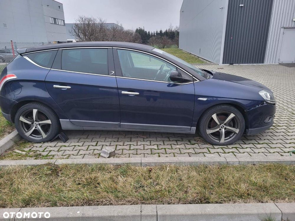 Lancia Delta 1.6 MultiJet 16v Oro - 1