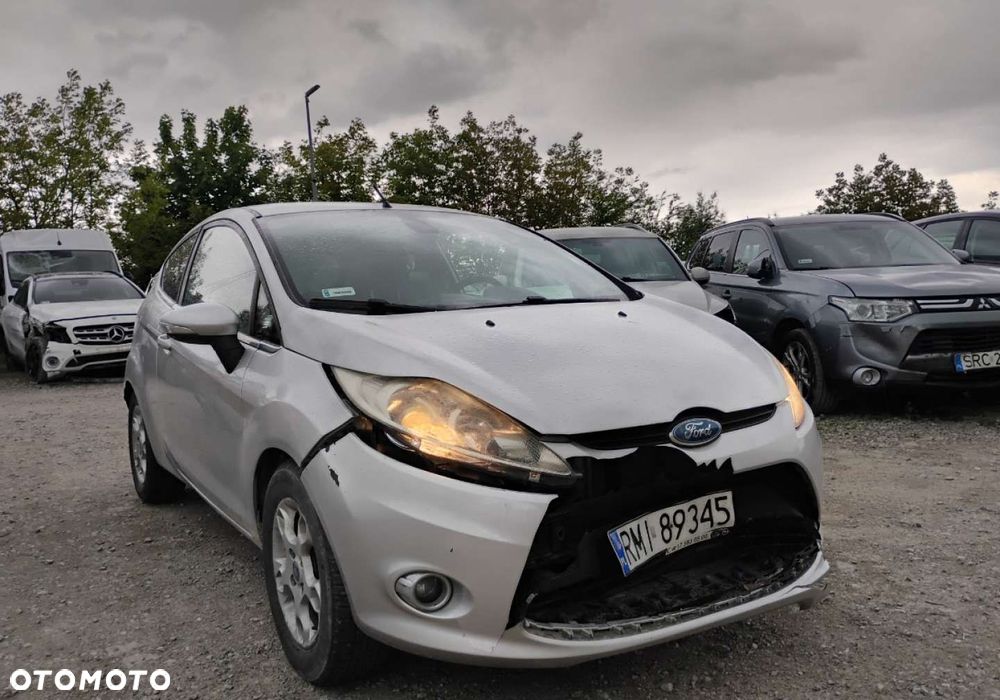 Ford Fiesta - 2