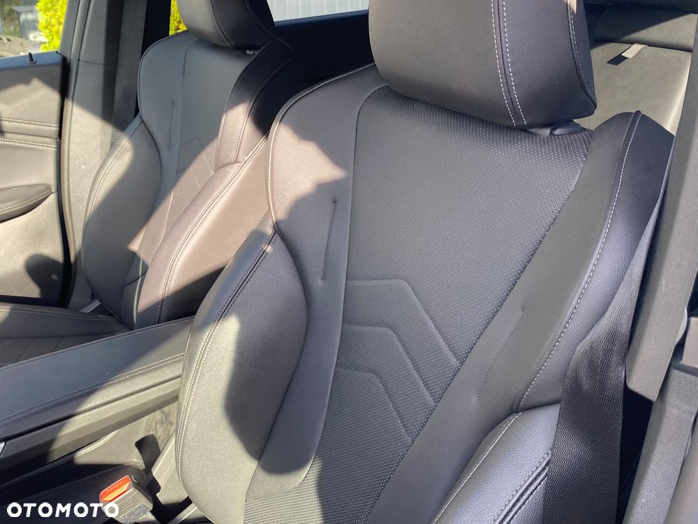 BMW X1 xDrive25i xLine - 17