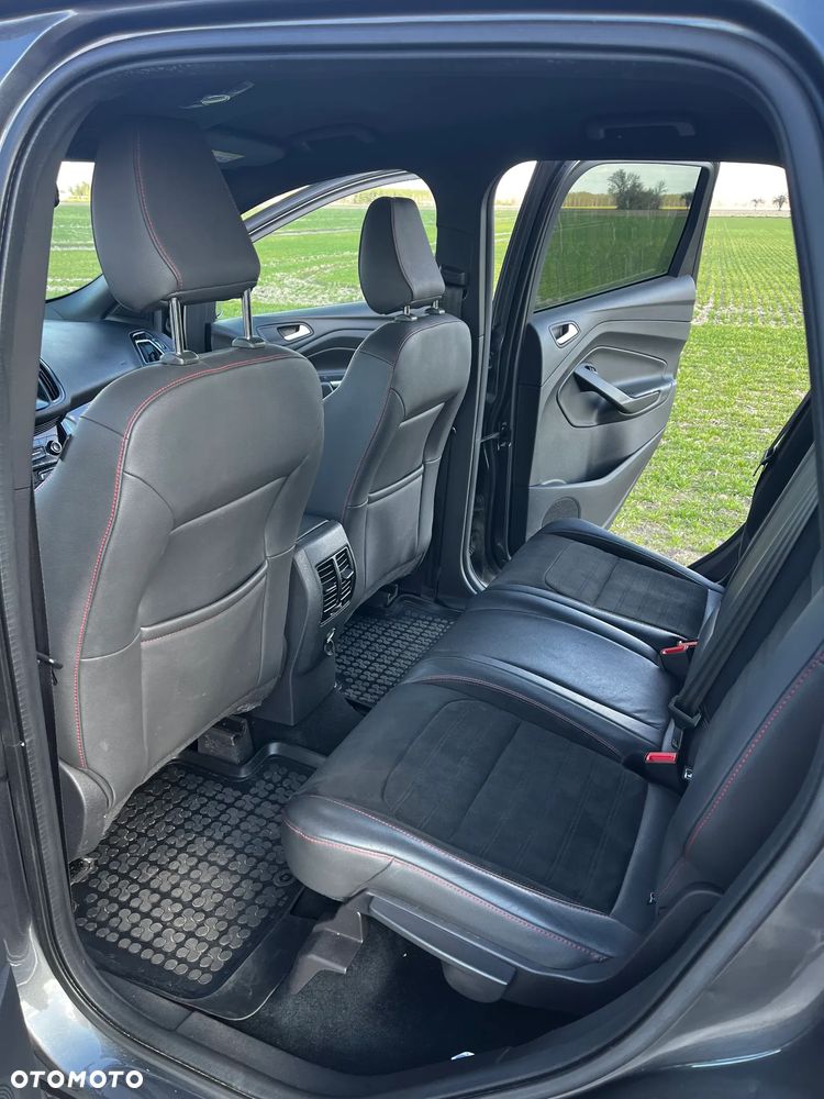 Ford Kuga - 8