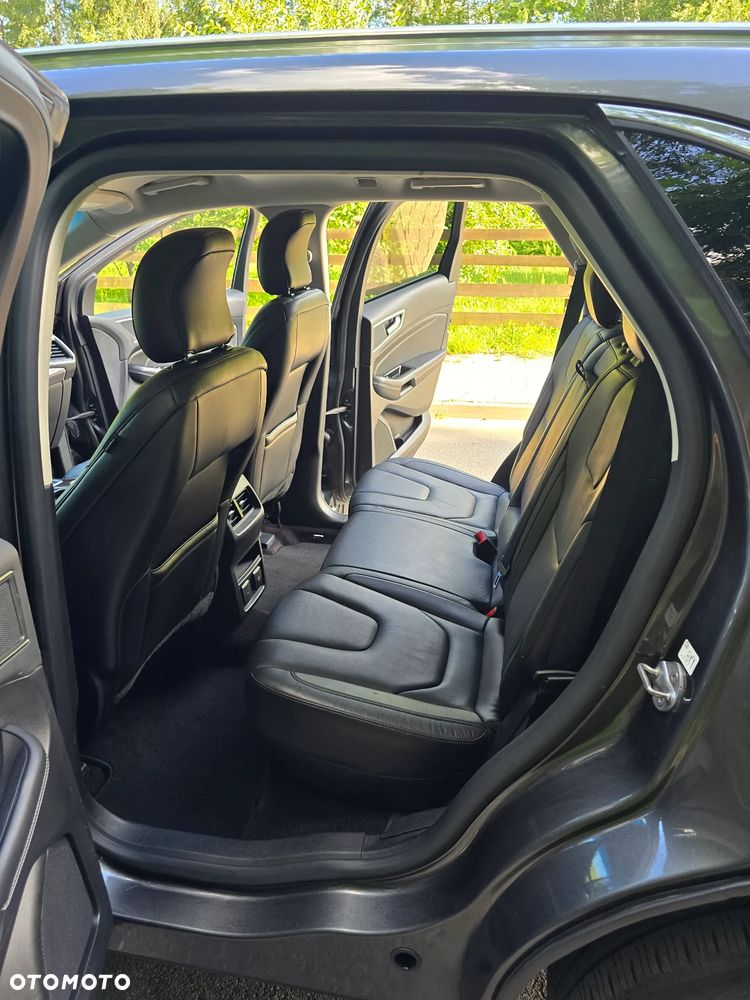 Ford Edge 2.0 TDCi Bi-Turbo 4x4 Titanium - 23