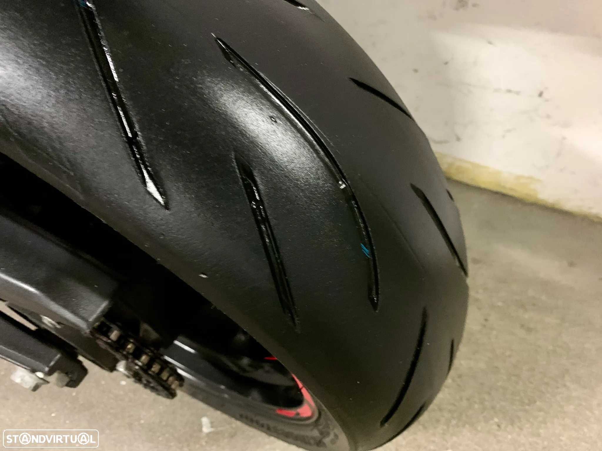 Honda CB 650F AKRAPOVIC 2018 - 13