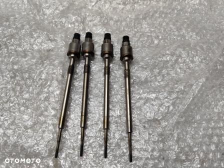 ŚWIECA ŻAROWA Z CZUJNIKIEM GM55590467  OPEL 2.0CDTI - 1