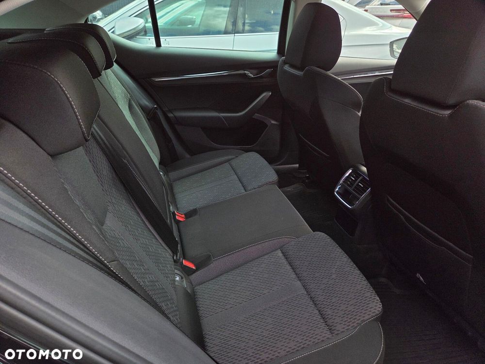 Skoda Octavia 1.5 TSI e-Tec Style DSG - 5