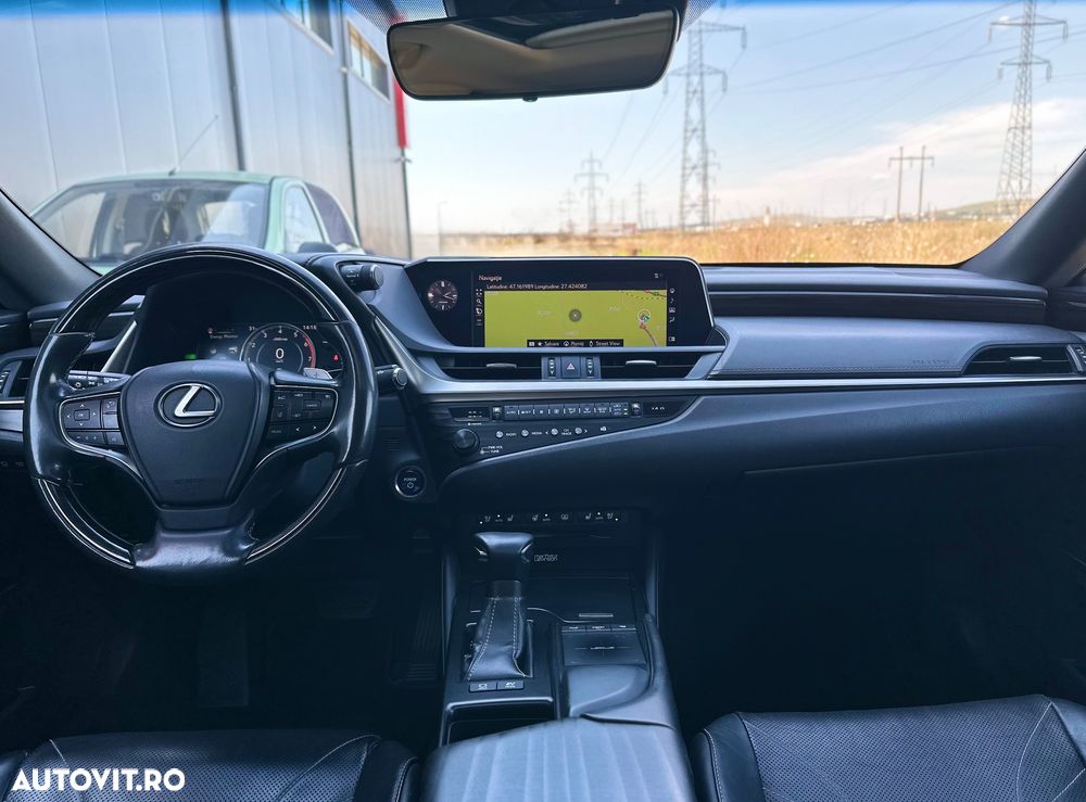 Lexus Seria ES 300h Luxury - 14