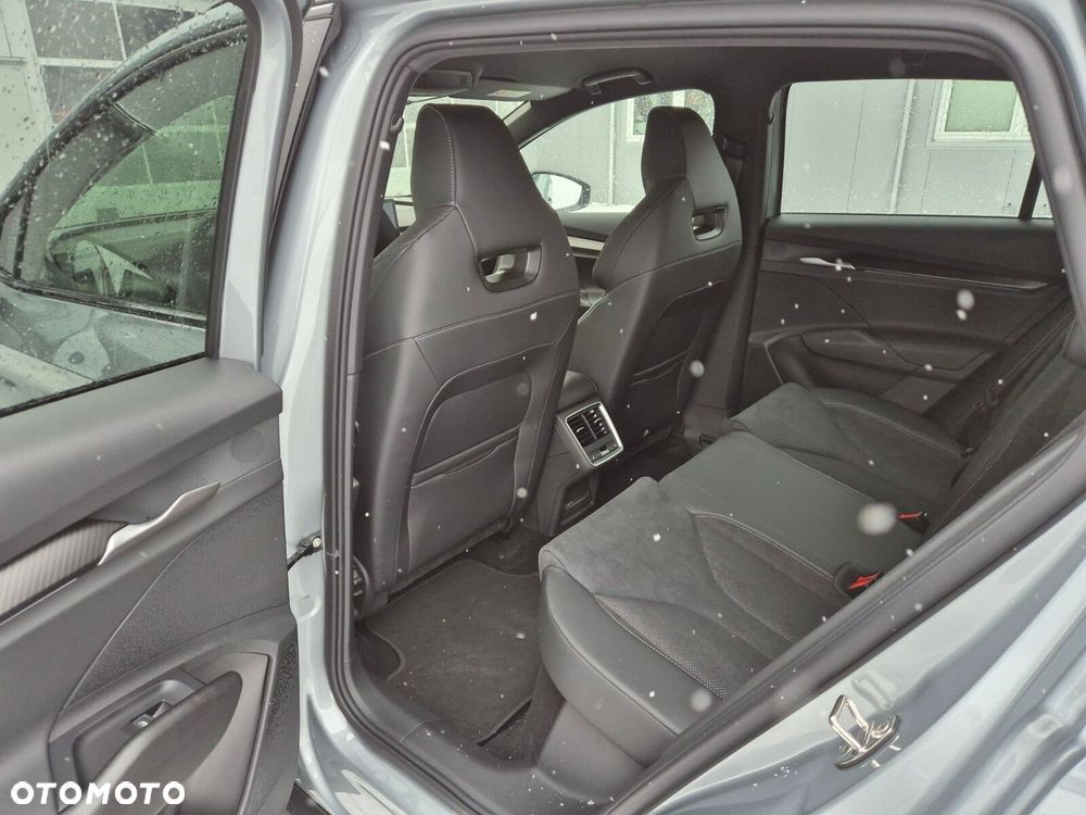 Skoda Elroq 60 63kWh Sportline - 12