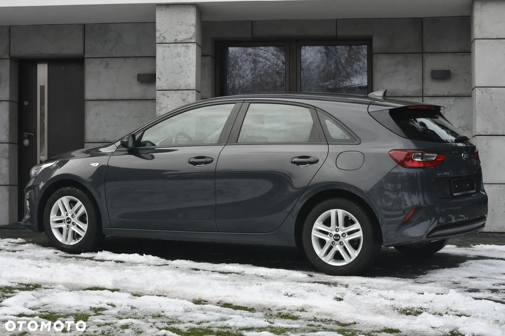 Kia Ceed 1.4 CVVT Dream Team Edition - 10