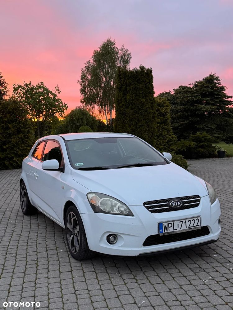 Kia Ceed - 3