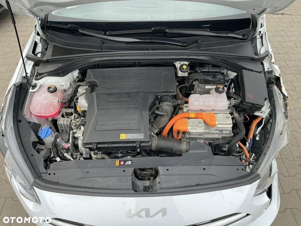 Kia Ceed - 13
