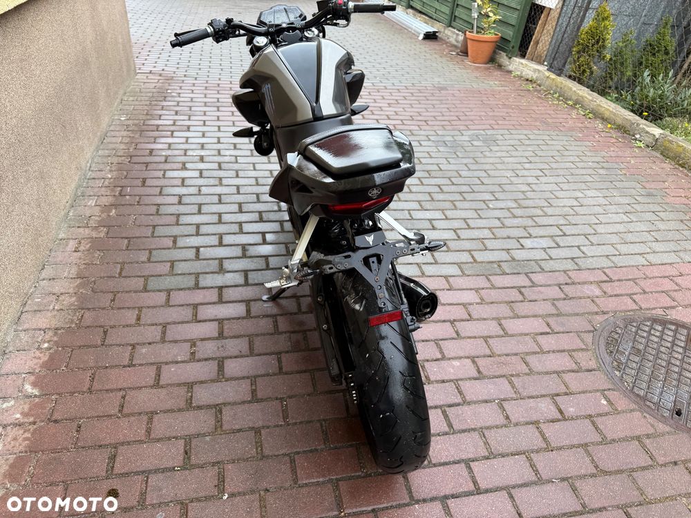Yamaha MT - 11