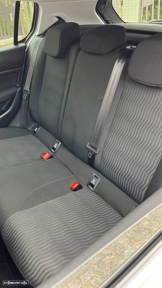 Peugeot 308 1.6 BlueHDi Active J17 - 40
