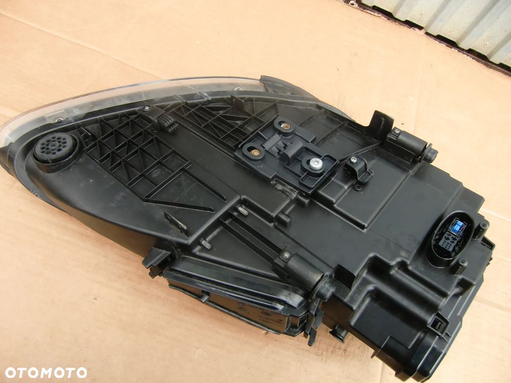 Lampa lewo Porsche Cayenne 7P XENON EUROPA - 5