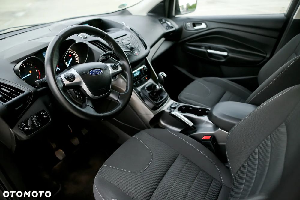 Ford Kuga 2.0 TDCi 2x4 SYNC - 18