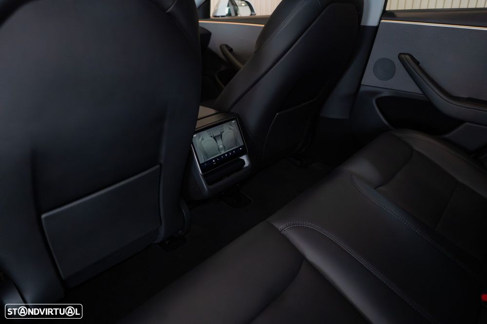 Tesla Model 3 Tração Traseira Premium - 26