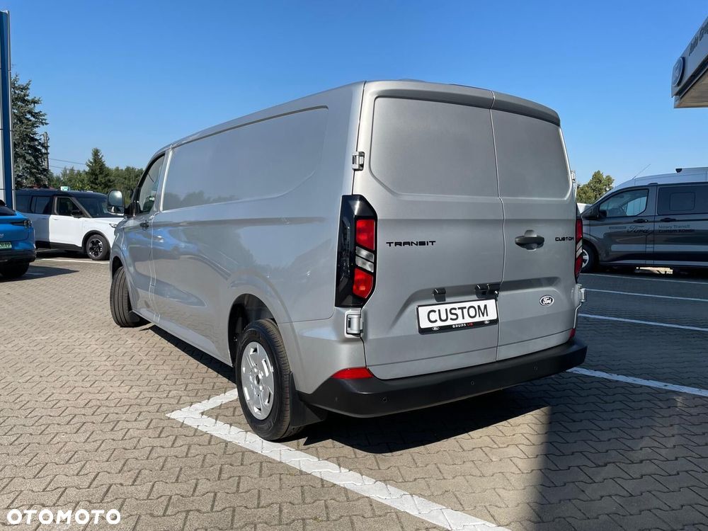 Ford Transit Custom - 12