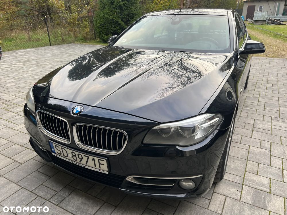 BMW Seria 5 520d Luxury Line - 2