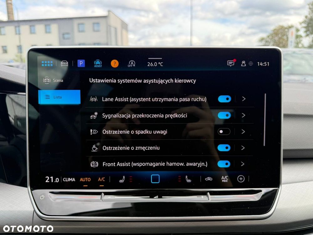 Volkswagen Golf Variant 1.5 eTSI mHEV Life DSG - 17